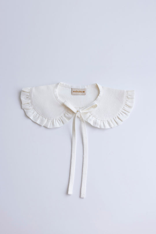 White Linen Peter Pan Collar With Ruffle