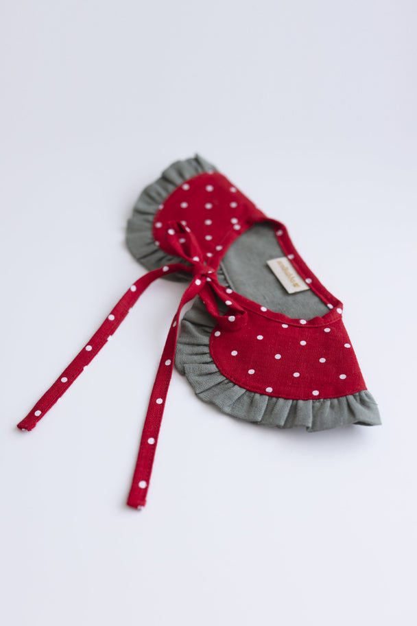 Linen Peter Pan Collar with Ruffle – Red Strawberry