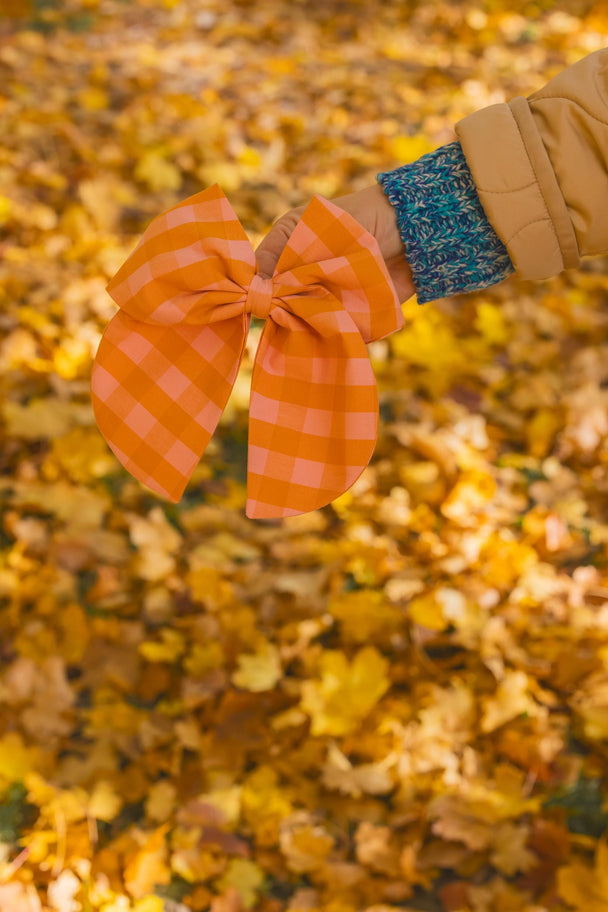 Donna Checkered Hair Bow