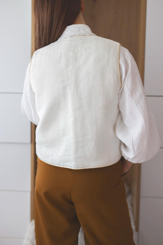 Linen Vest Cora with Hearts Embroidered
