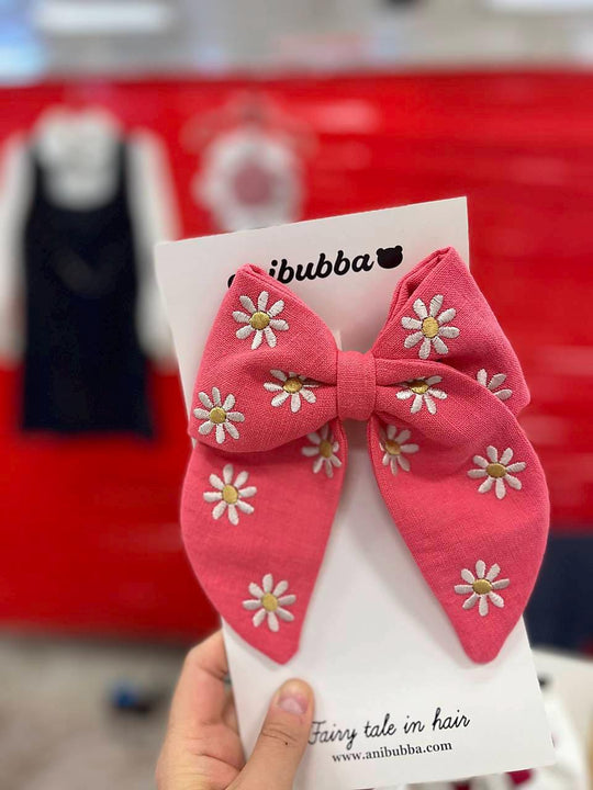 Big Linen Hair Bow with Big Daisies
