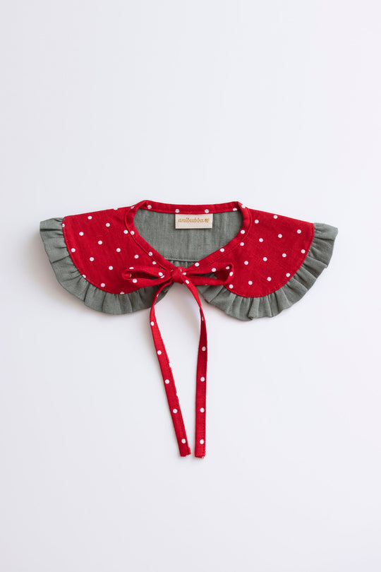 Linen Peter Pan Collar with Ruffle – Red Strawberry