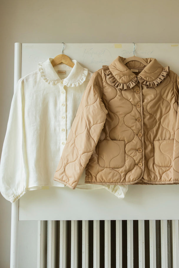 Reba Linen Shirt with Rounded Peter Pan Collar