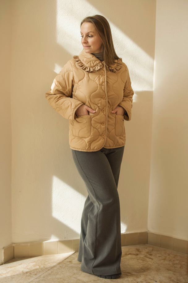 Dune Quilted Jacket with ruffled collar