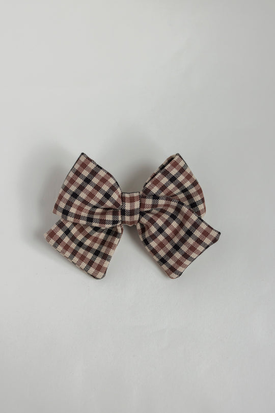 Plaid Bow – A Charming and Elegant Hair Accessory