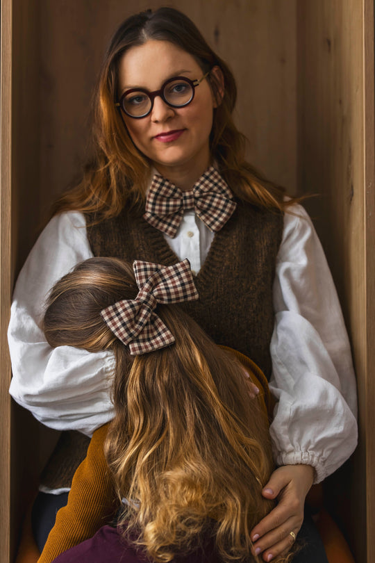 Plaid Bow – A Charming and Elegant Hair Accessory