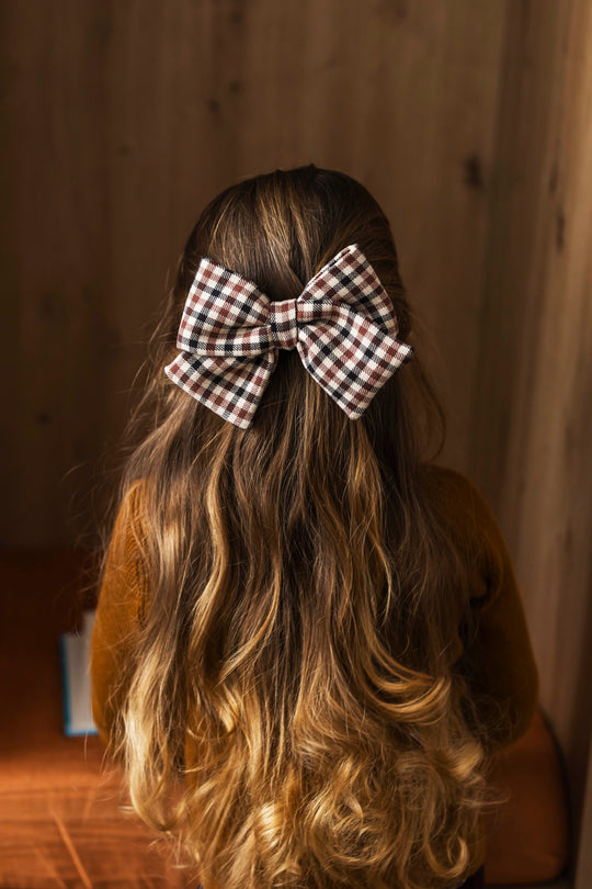 Plaid Bow – A Charming and Elegant Hair Accessory