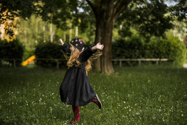 LInen Dress with peter pan collar Little Bee