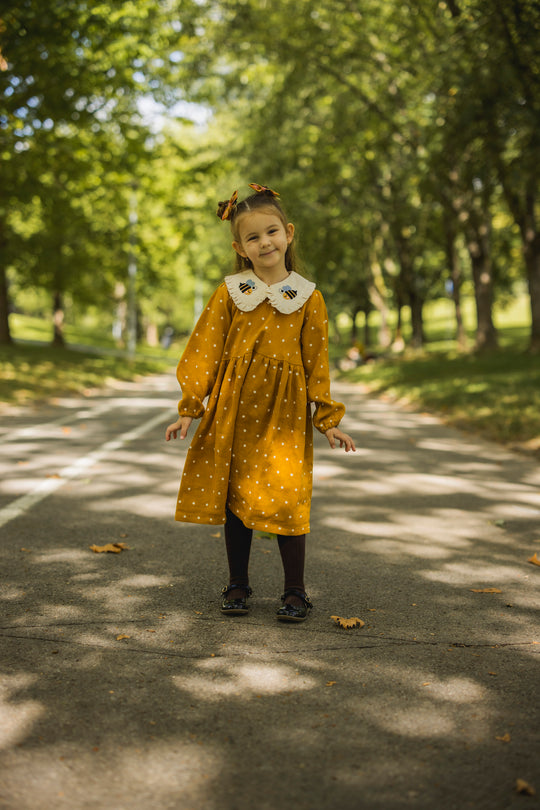 Children LInen Dress With Peter Pan Collar Honey Bee