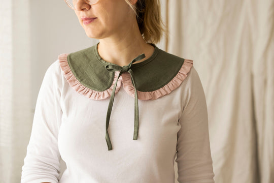 Linen Peter Pan Collar with ruffle Fairytale Strawberry