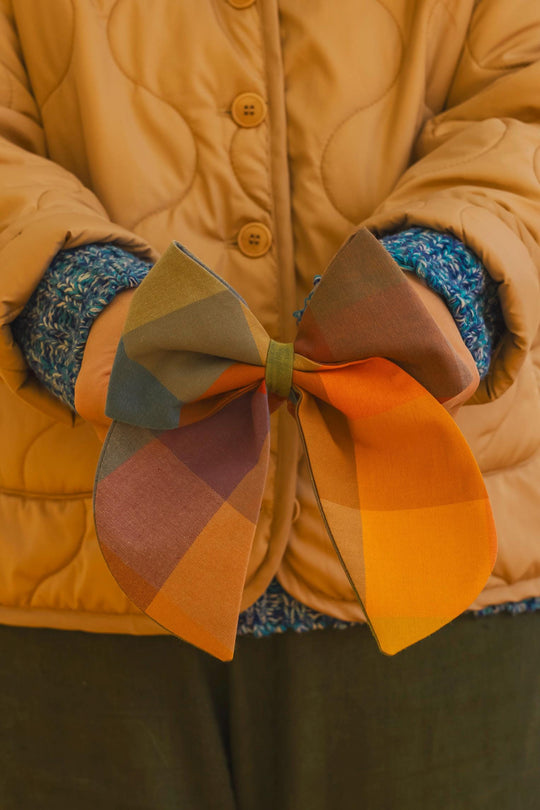 Donna Checkered Hair Bow