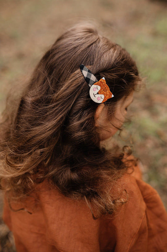Hair snap FOX I