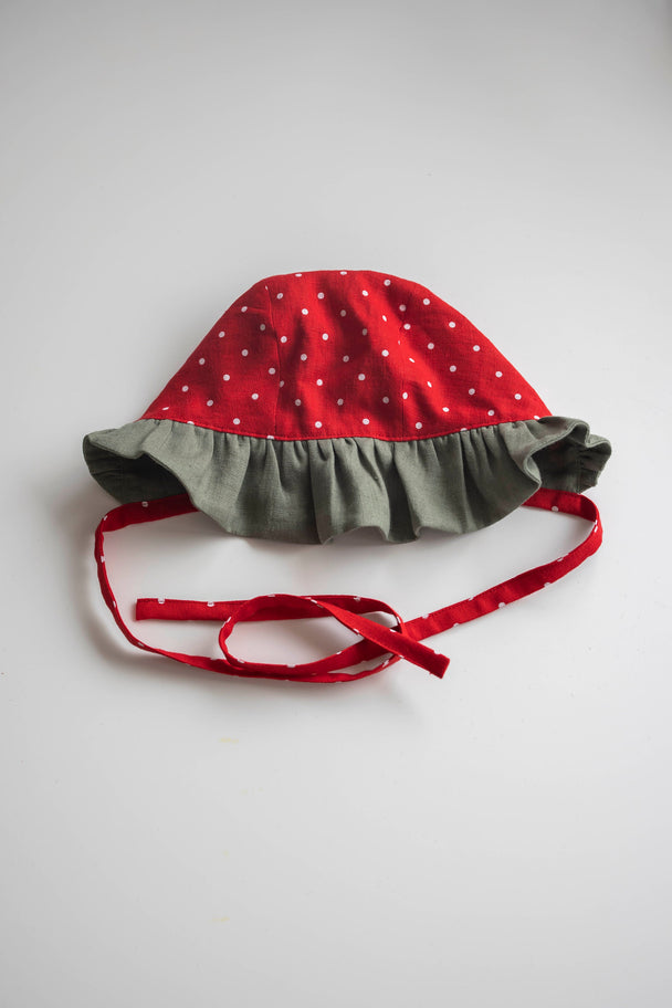 Linen Bonnet Red Strawberry