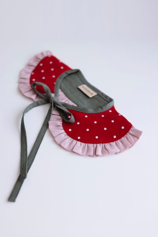 Linen Peter Pan Collar with ruffle Fairytale Strawberry