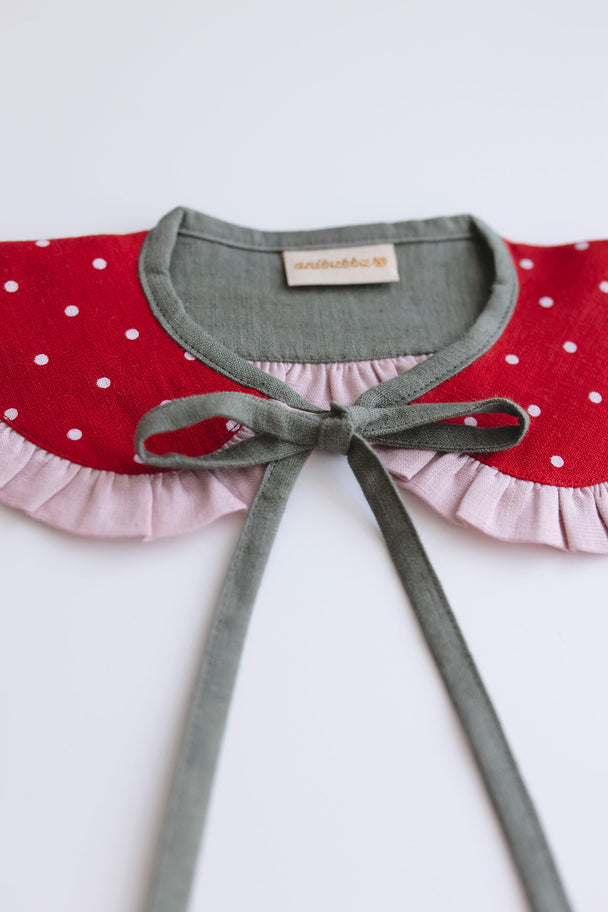 Linen Peter Pan Collar with ruffle Fairytale Strawberry